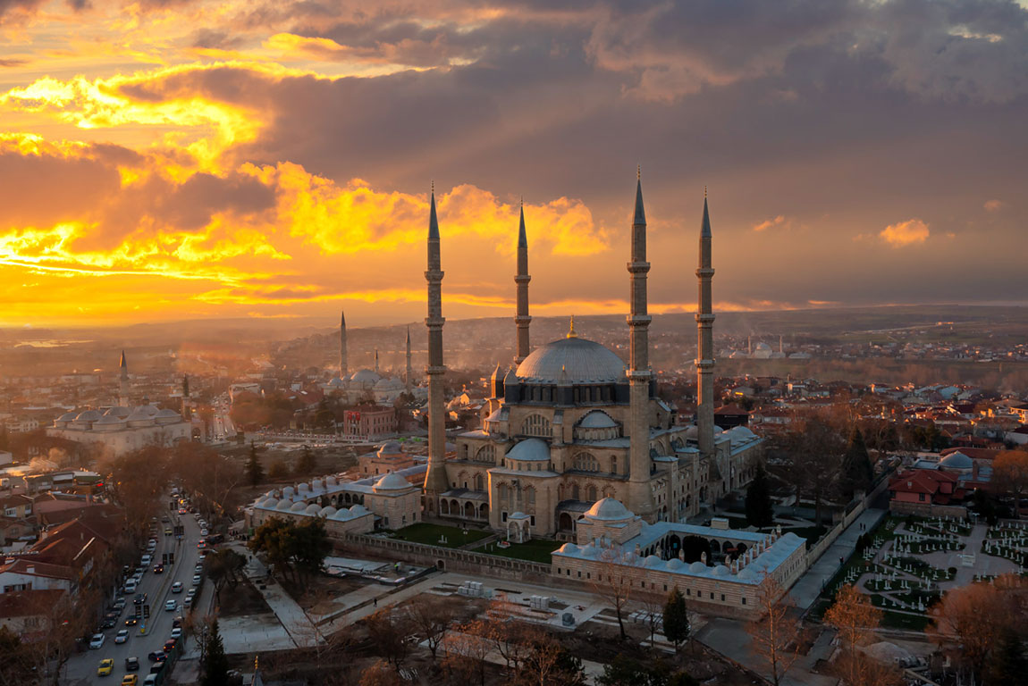 Selimiye Mosque and monument of Ottoman Sultan Mehmed II (Mehmed The Conqueror) with medieval cannon in city of Edirne,  East Thrace, Turkey