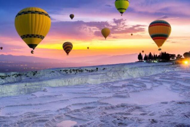 Sunrise Hot Air Balloon Flight In Pamukkale